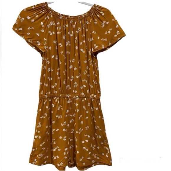 Old Navy Other - *SOLD* Old Navy Romper